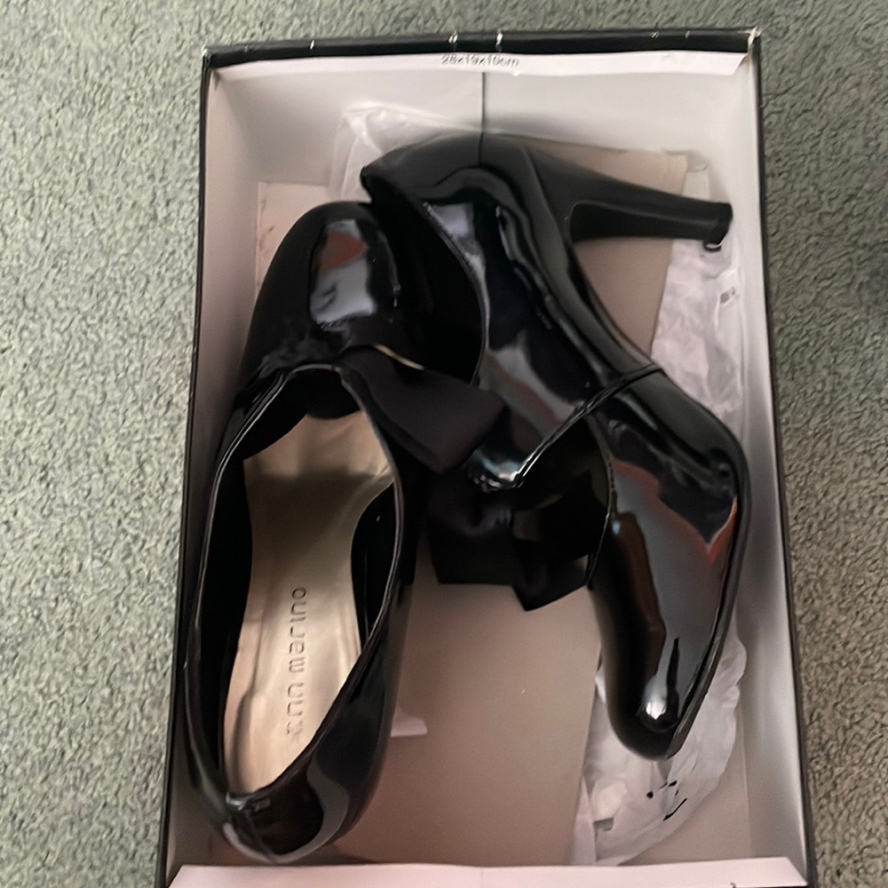 Black leather bow strap heels